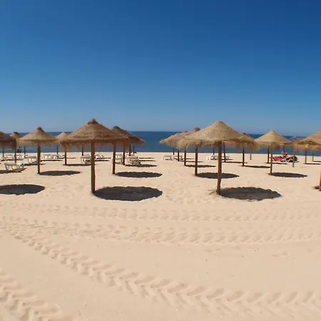 With 3 Bedrooms In Albufeira, With Wonderful View And B Апартаменты *